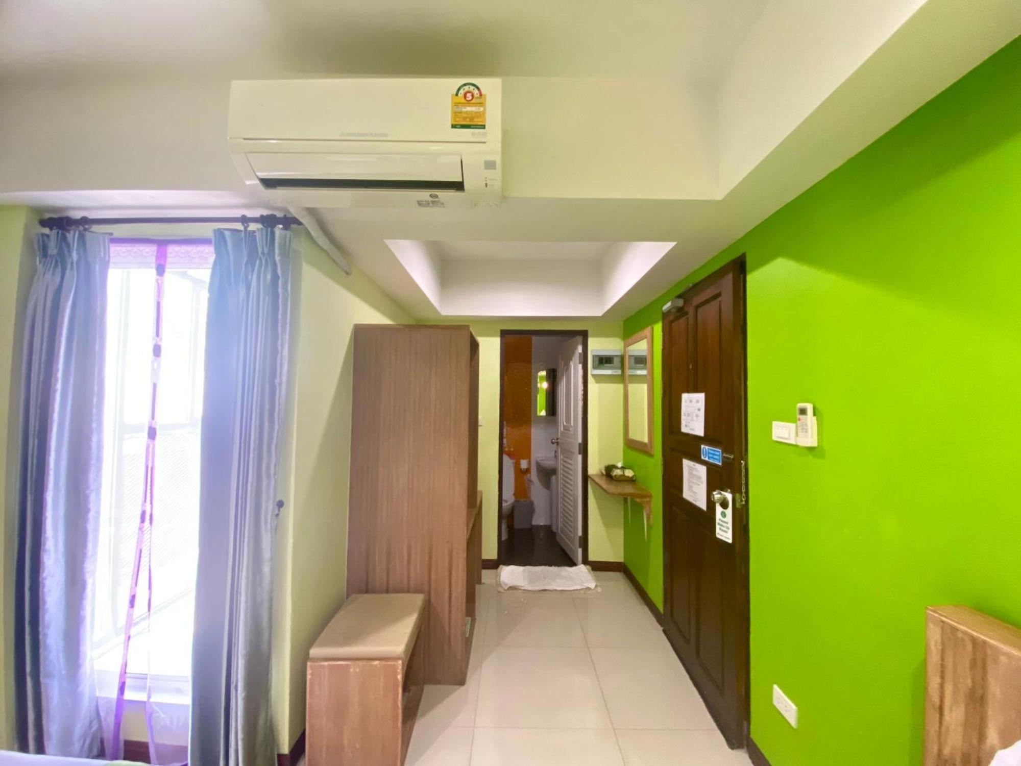 Chinda Boutique Hotel Chiang Mai Exterior photo