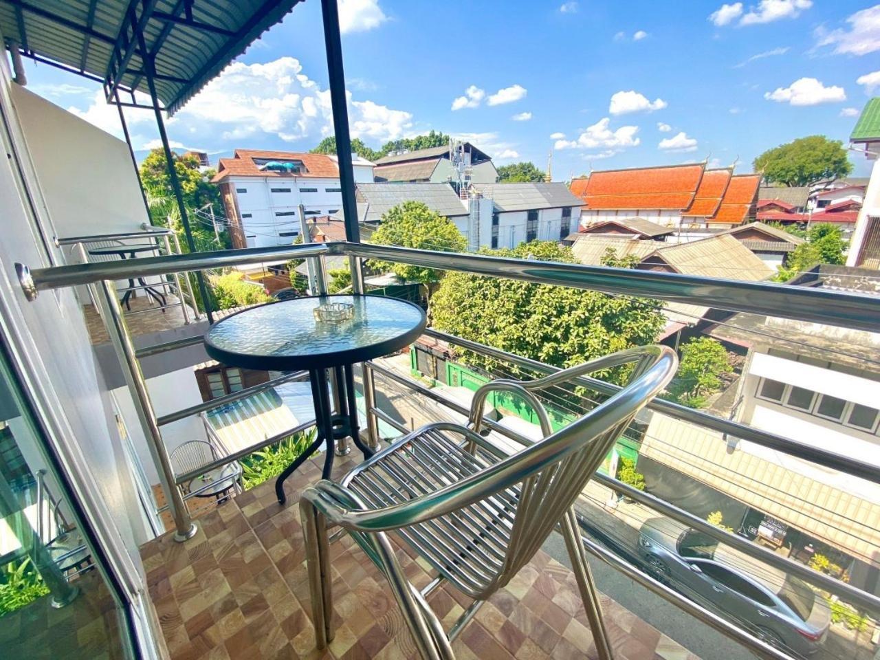 Chinda Boutique Hotel Chiang Mai Exterior photo